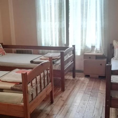 Balkan Rooms & Studios In Downtown Szófia Kültér fotó