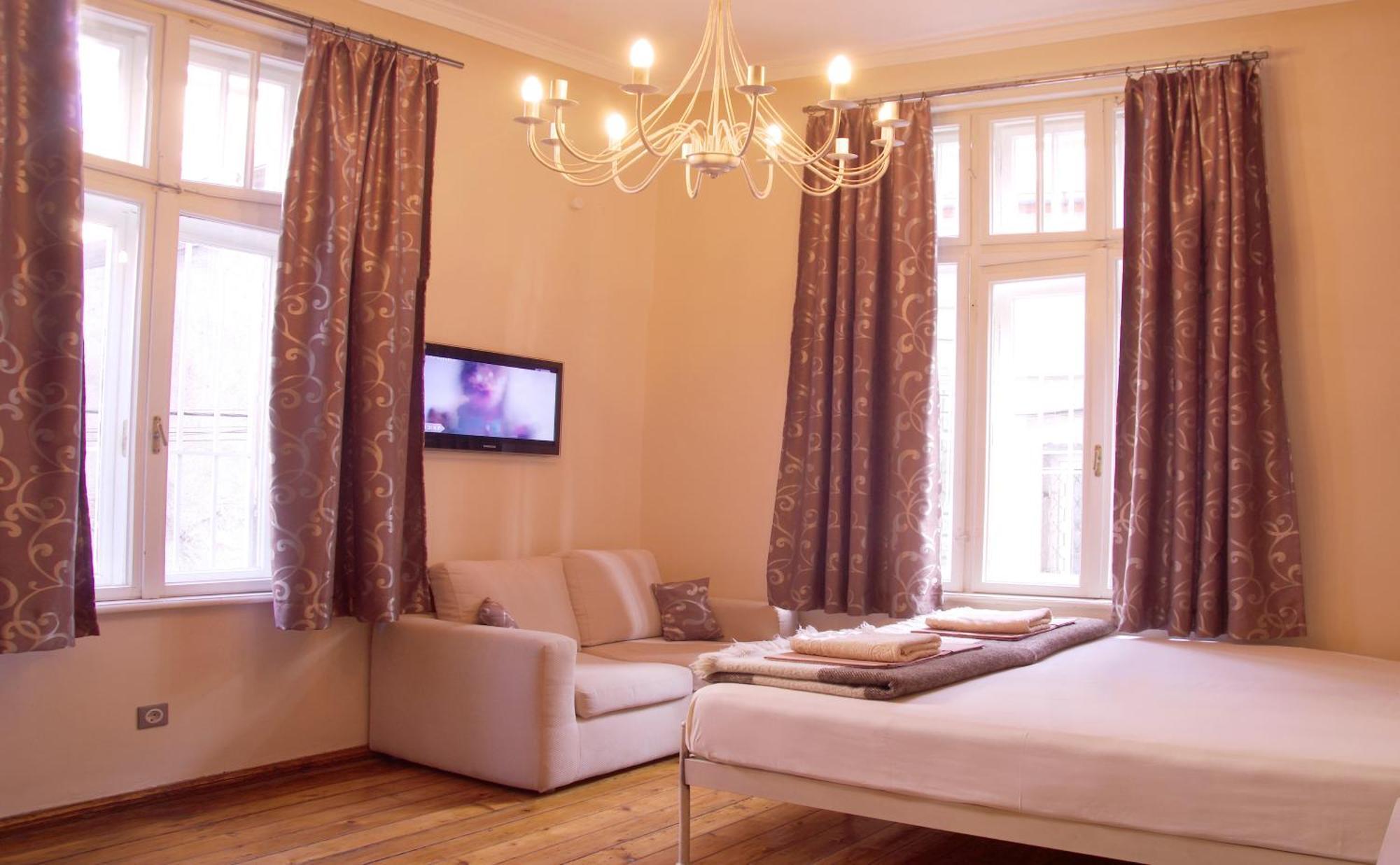Balkan Rooms & Studios In Downtown Szófia Kültér fotó