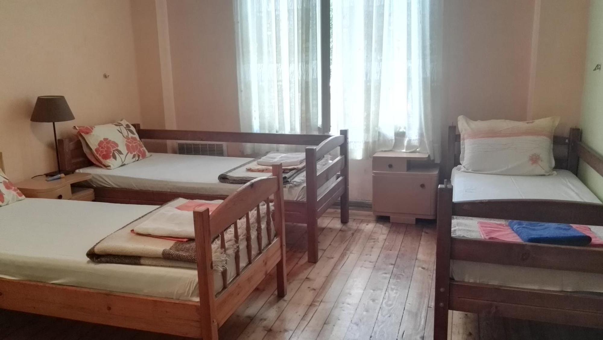 Balkan Rooms & Studios In Downtown Szófia Kültér fotó
